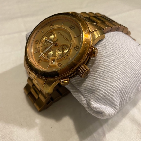 Watch - Picture 4 of 5